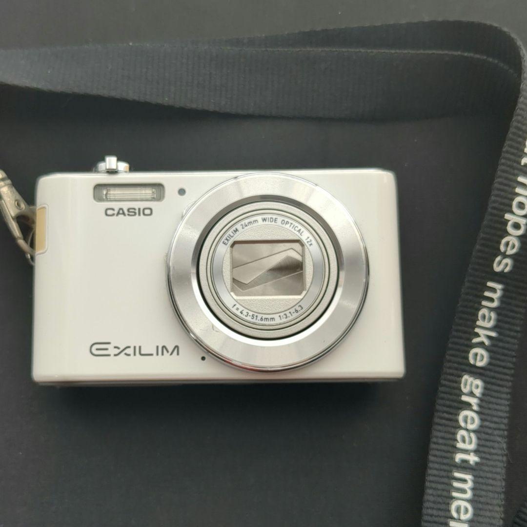 美品✨️ CASIO EXILIM EX-ZS240 デジカメ ホワイト 白
