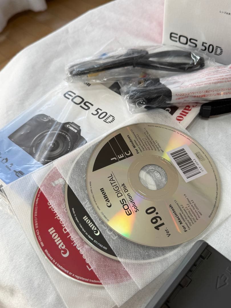 Canon EOS 50D、18-55ズーム、プロストラップ