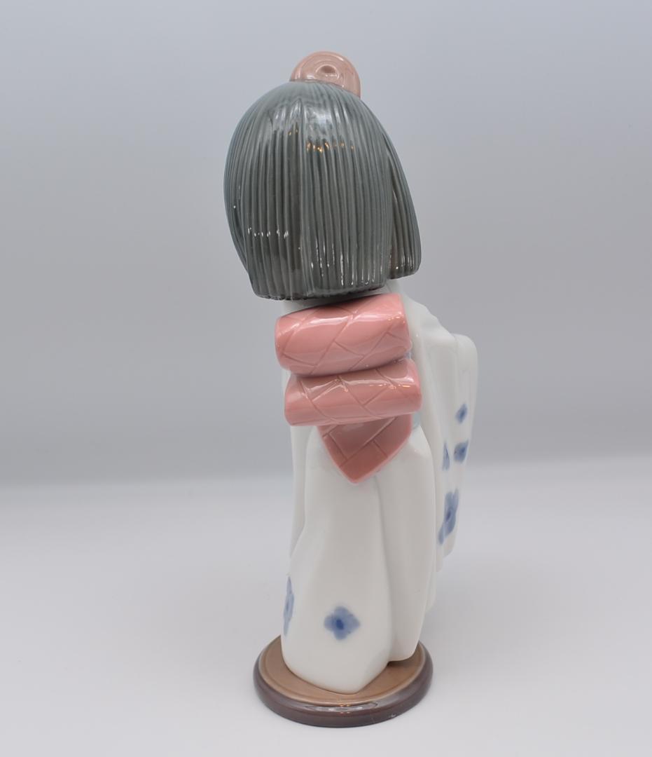 東洋の行灯／青いドレスで踊る少女　リヤドロ／ロイヤル　2体おまとめ　ご成約済み