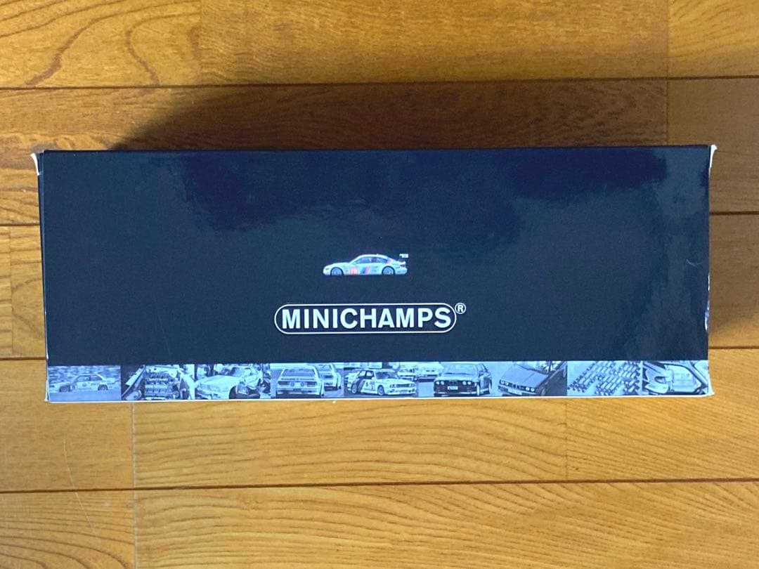  M3 GT2 Le Mans 2010ミニカー 1/18