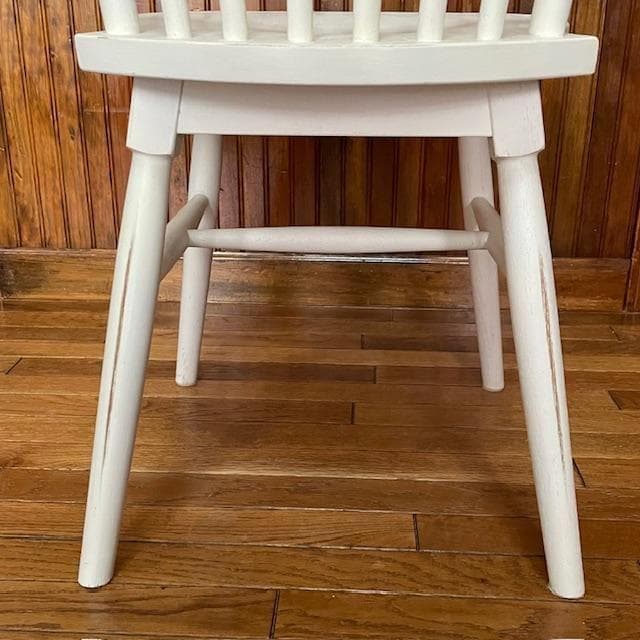 【北欧風】ホワイト木製ウィンザーチェア/スピンドルチェア ☆ インテリアの彩にも