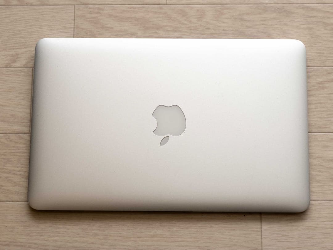 MacBook本体 MacBookAir11 a1465 SSD256GB 4GB i5