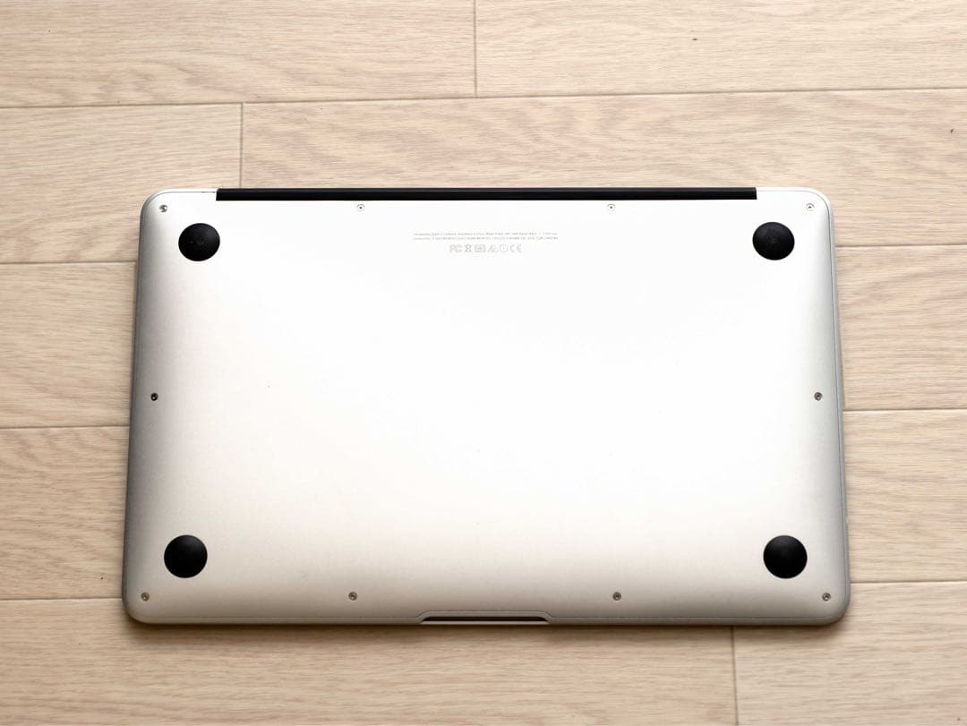 MacBook本体 MacBookAir11 a1465 SSD256GB 4GB i5