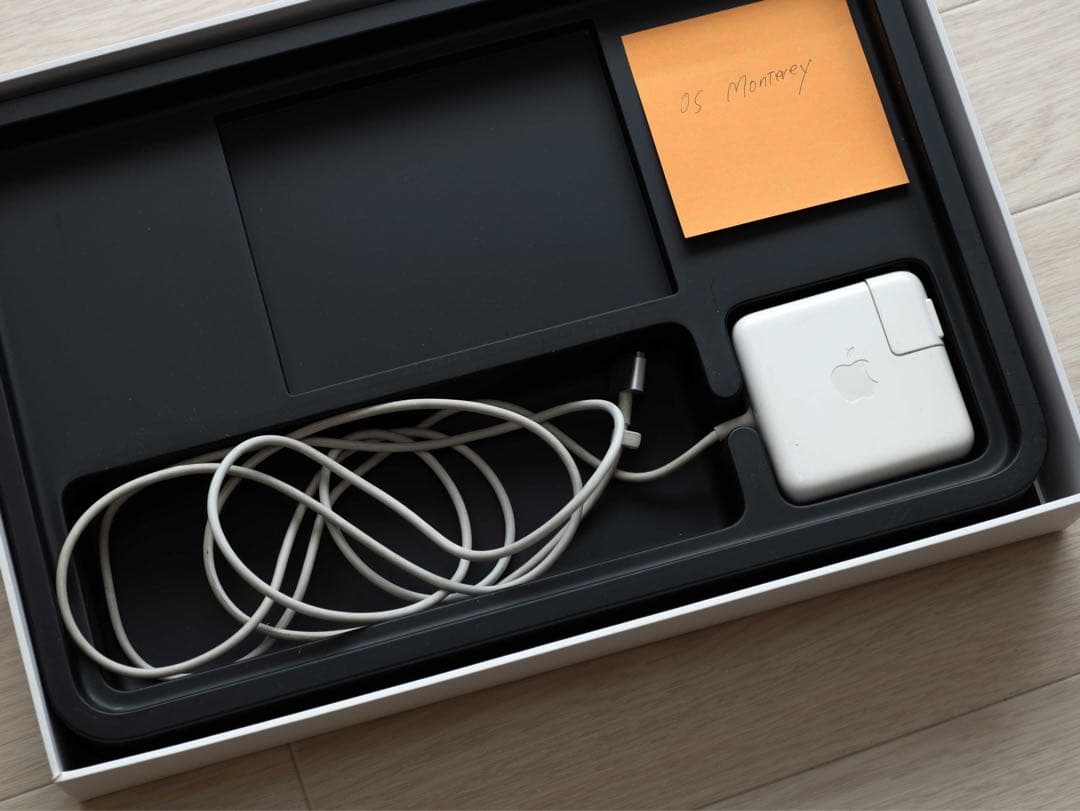 MacBook本体 MacBookAir11 a1465 SSD256GB 4GB i5