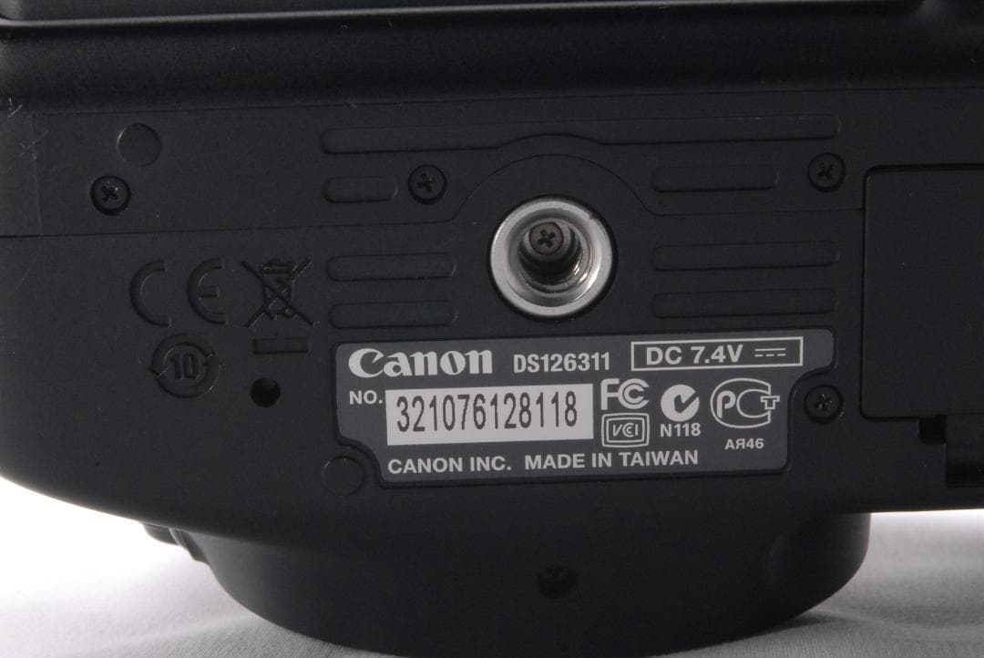 【美品】Canon EOS Kiss X5 一眼レフ カメラ 卒業式 入学式