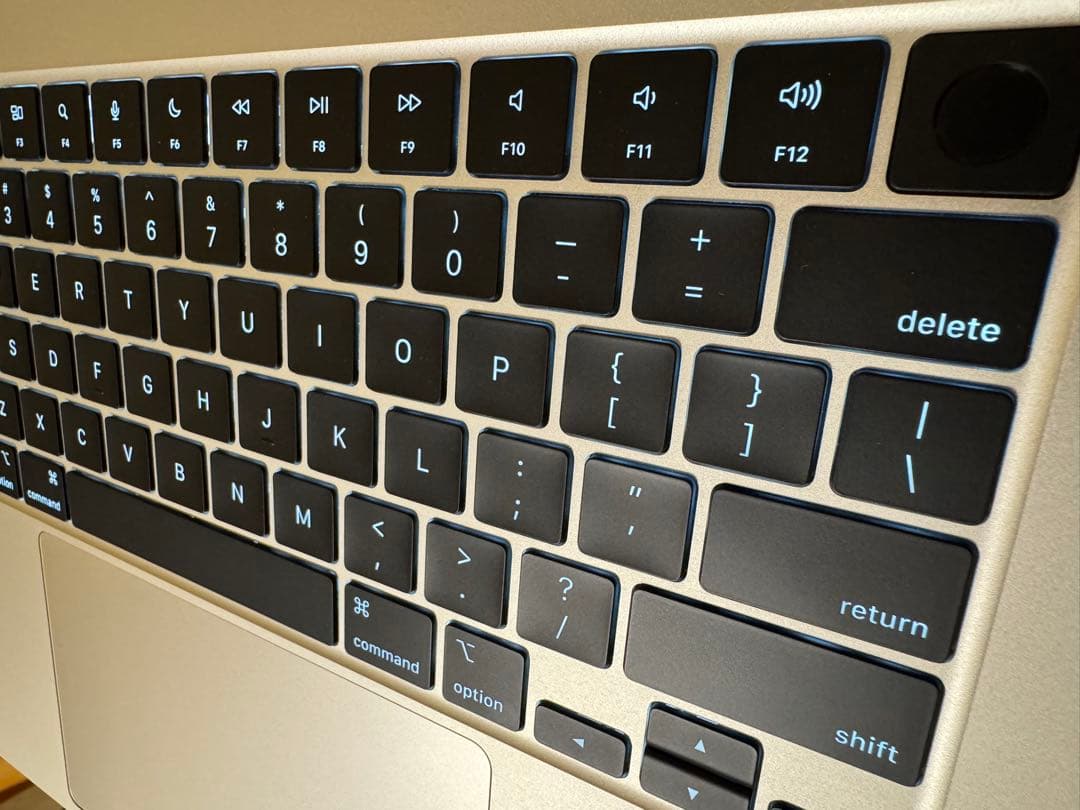 MacBook Air M3 15インチ 16GB 512GB USキーボード