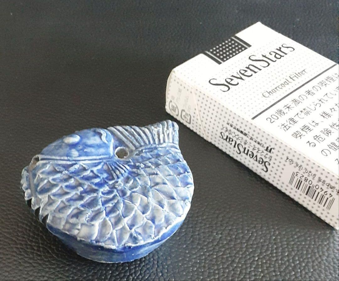 李氏朝鮮時代　李朝　瑠璃釉　陽刻浮彫　魚形　水滴　文房具　書道具　硯　硯石　毛筆