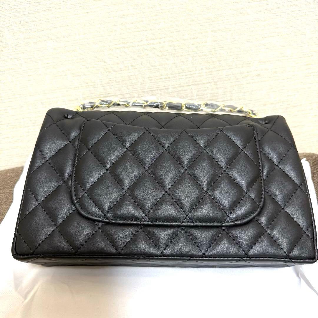 CHANEL ゴールド金具 ブラック ショルダーバッグ VIPギフトノベルティ