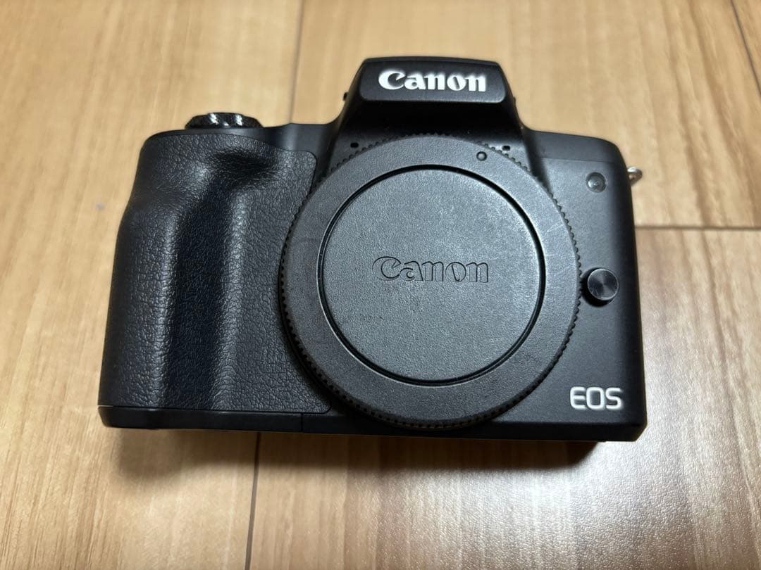 Canon EOS Kiss M ミラーレス一眼レフカメラ