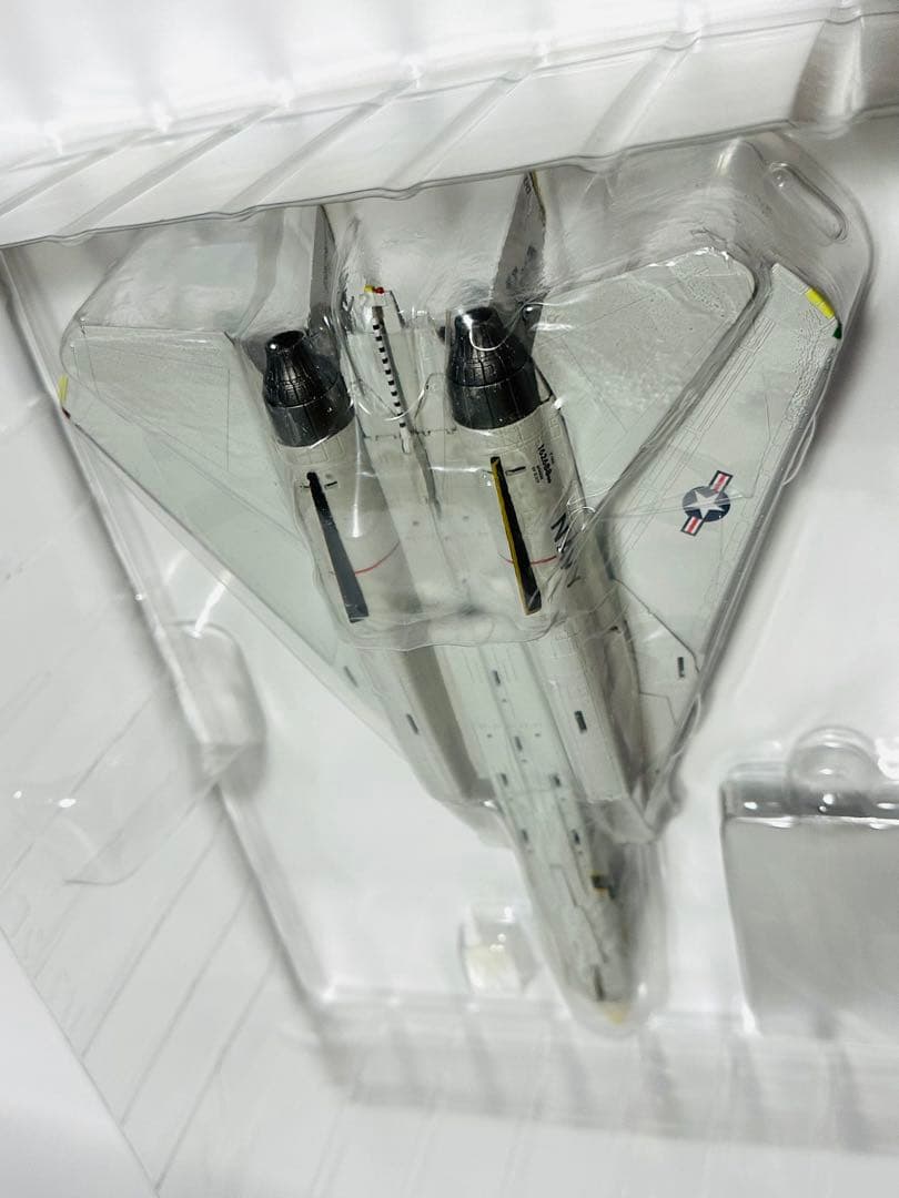 Caliber Wings 1/72 F-14A ジョリー・ロジャース
