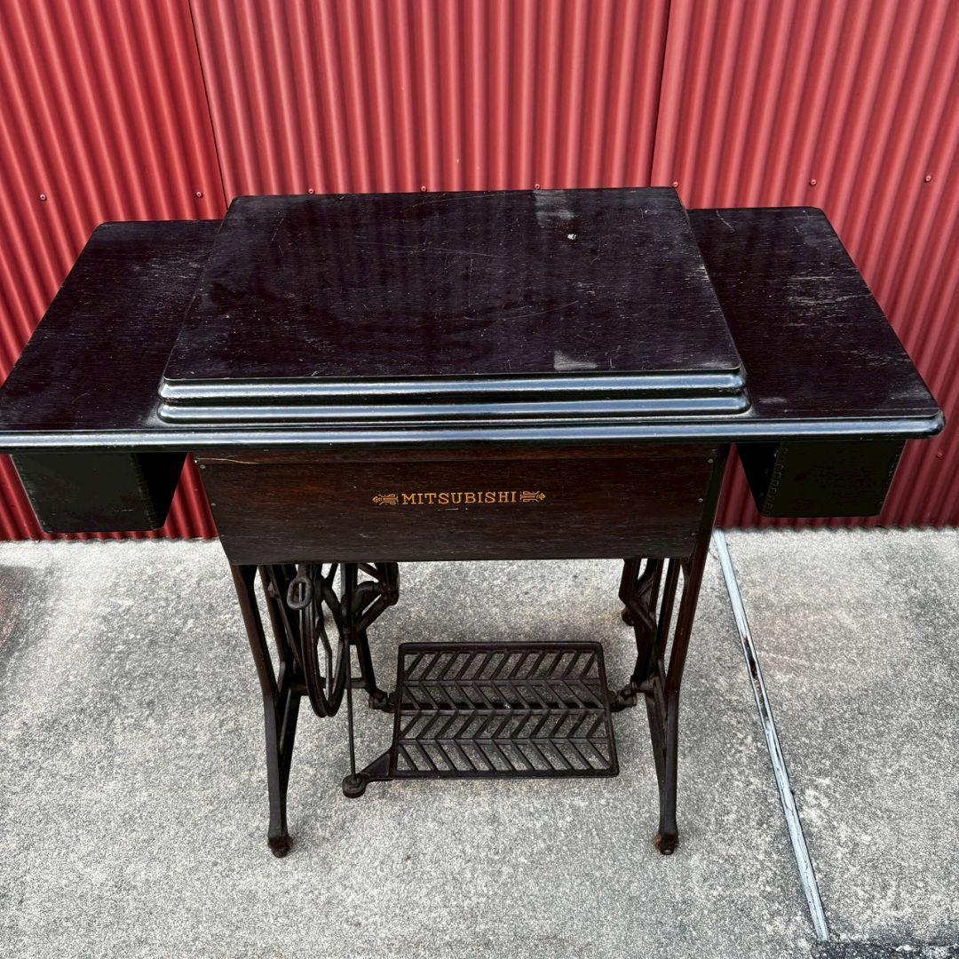 MITSUBISHI ヴィンテージミシンテーブル