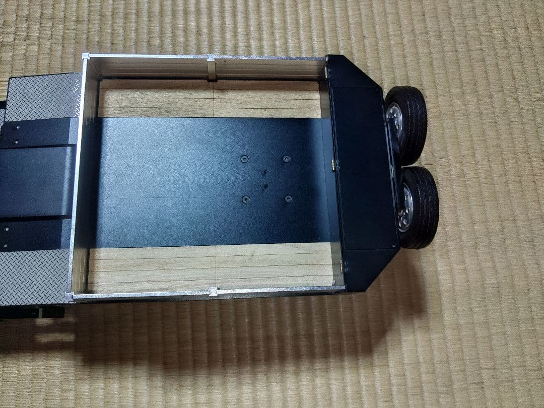 ホビーラジコン FURY BEAR 2+5 axle semi low loader