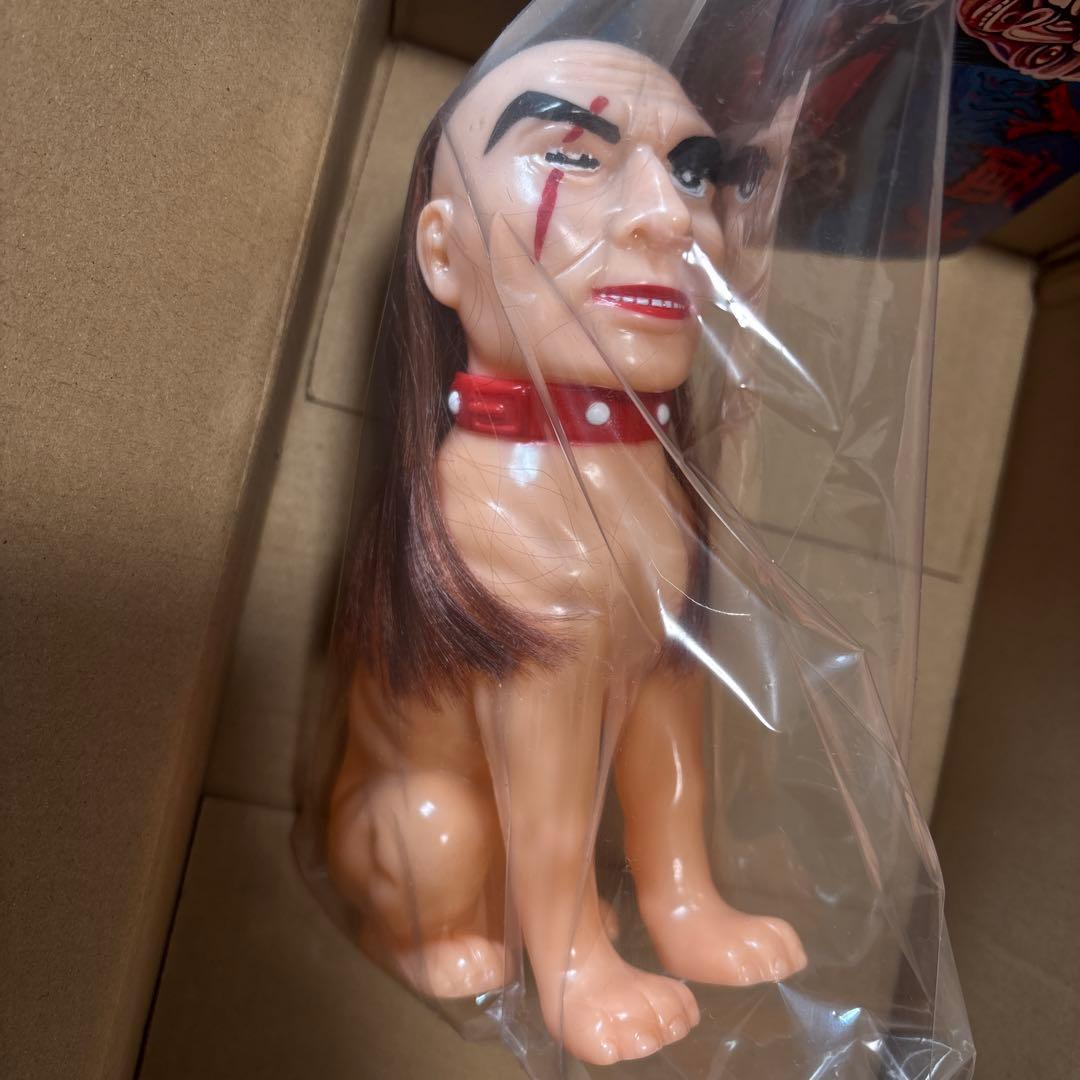 新品　Awesome toy オーサム・トイ 人面犬 ソフビ