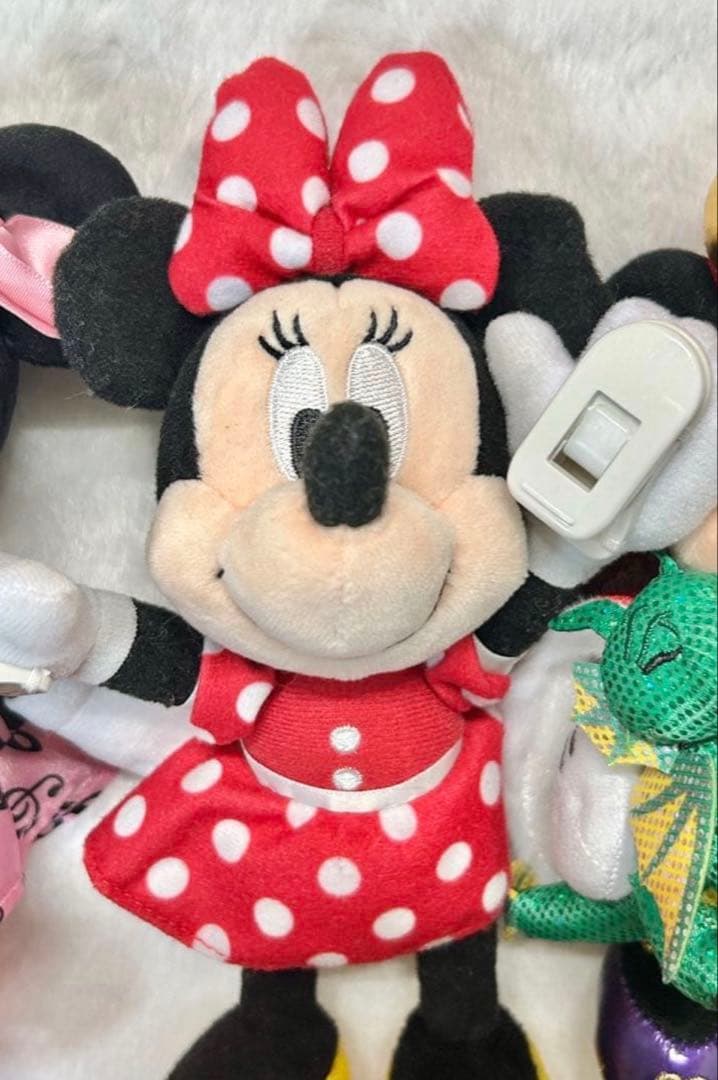 東京ディズニーリゾート ミニー ぬいぐるみバッジ 肩乗せ ポージープラッシー