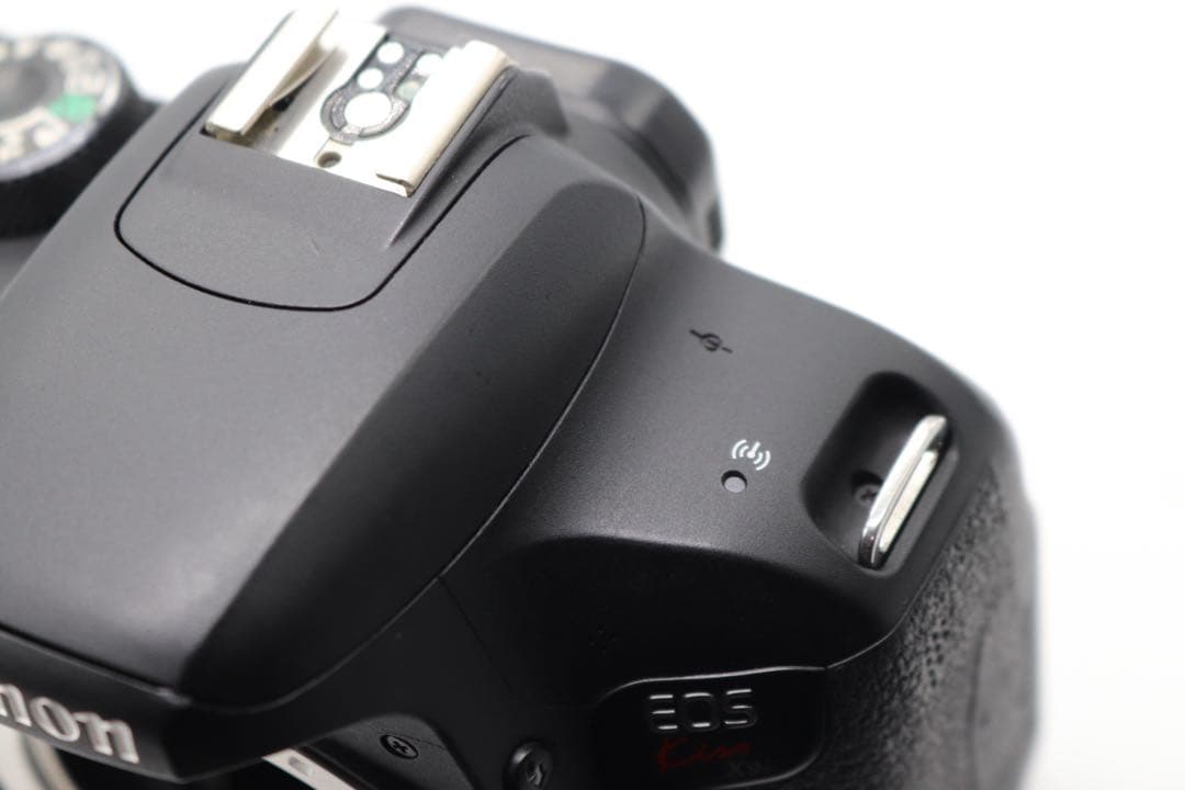 【Canon EOS Kiss X9i ダブルレンズセット】 Wi-Fi搭載