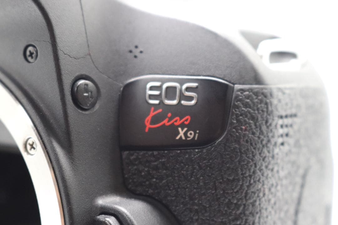 【Canon EOS Kiss X9i ダブルレンズセット】 Wi-Fi搭載