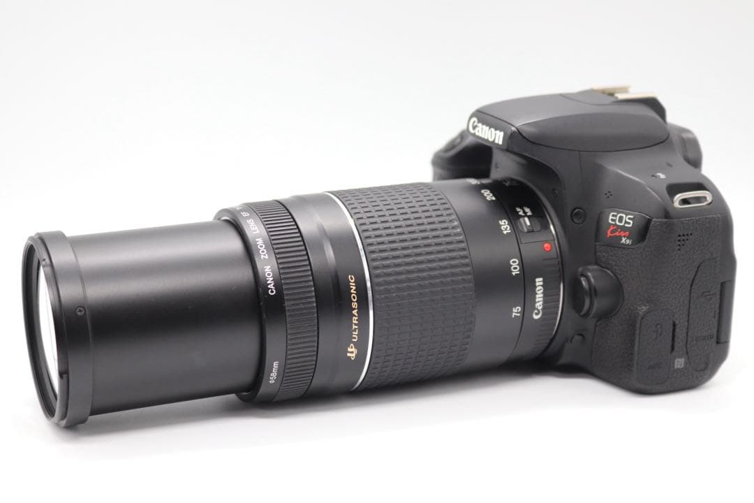 【Canon EOS Kiss X9i ダブルレンズセット】 Wi-Fi搭載
