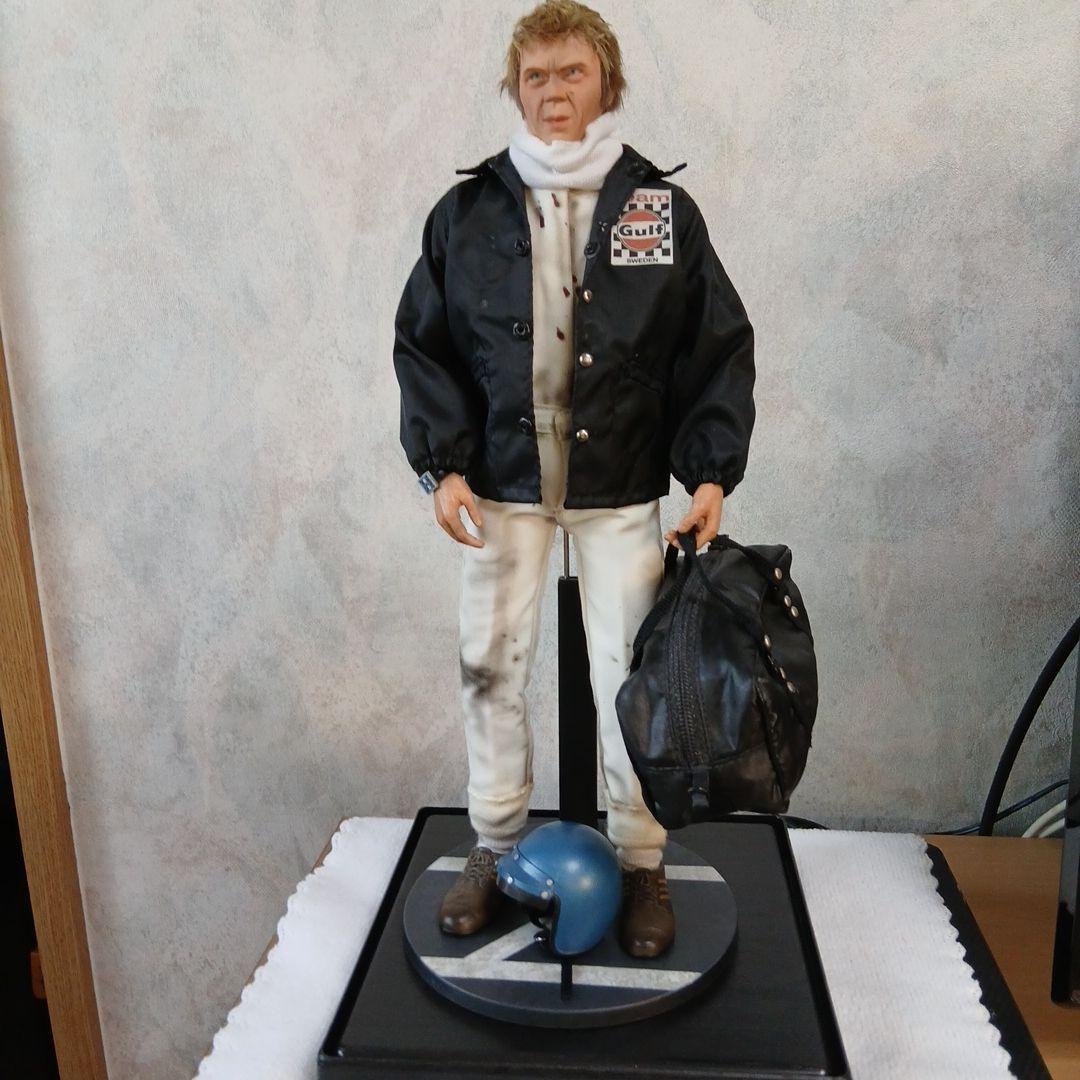 スティーブ・マックイーン 栄光のル・マン 1/6アクションフィギュア