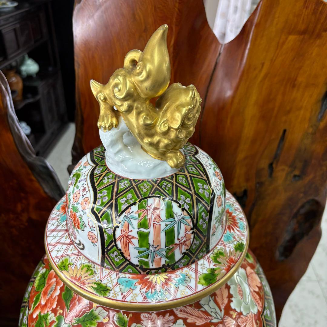 有田焼　蓋付壺　約65cm 色絵金彩松竹梅桜美人図