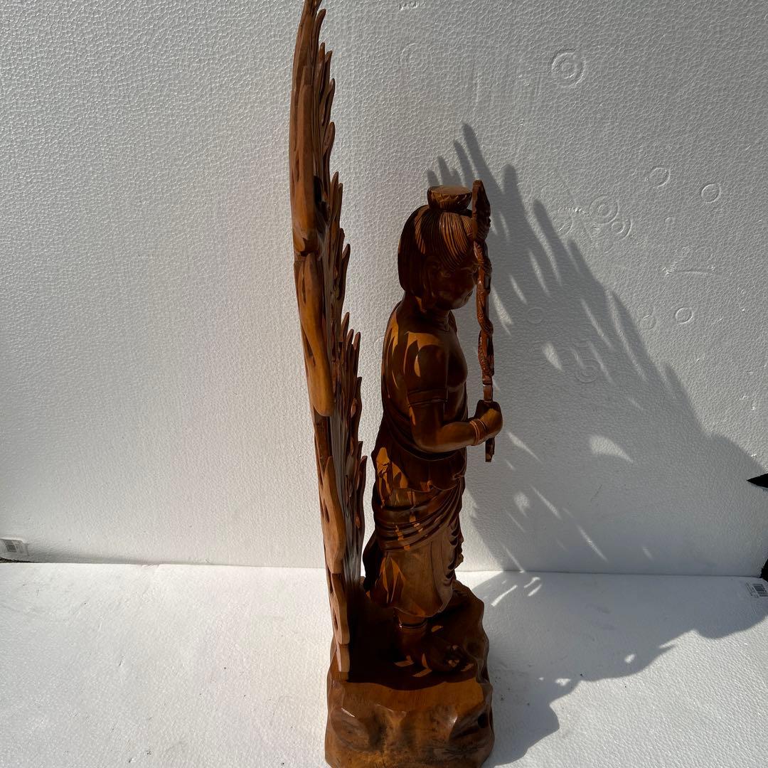 木製仏像 不動明王のデザイン 約70センチ