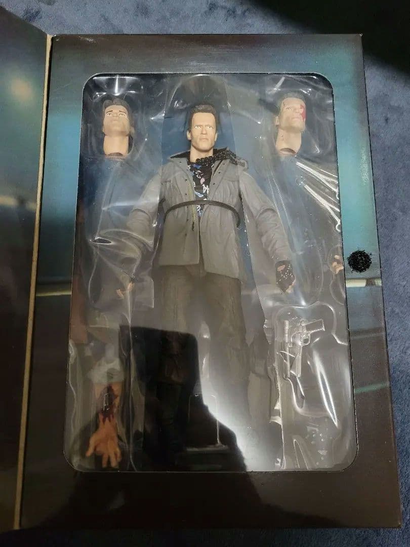 【新品】NECA フィギュア ターミネーター T-800