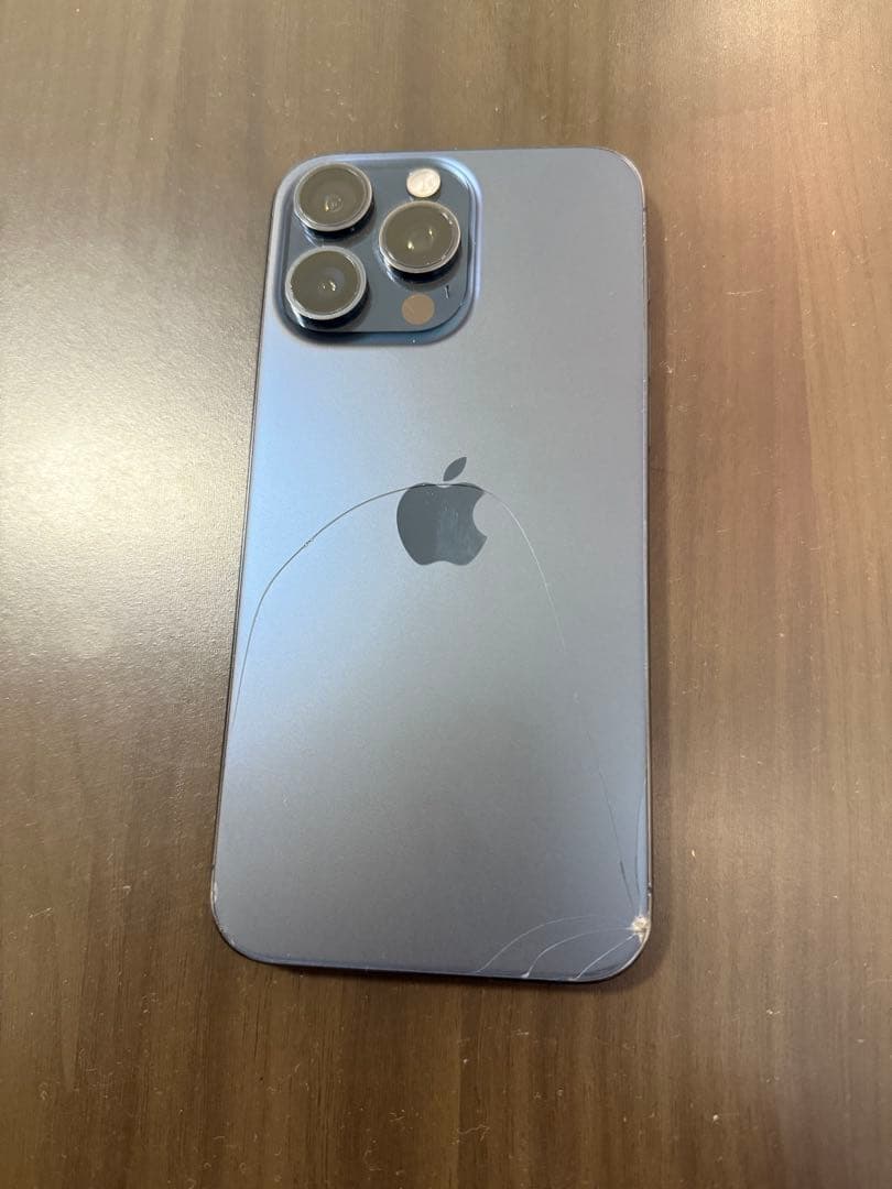 iPhone15promaxブルーチタニウム 256GB中古