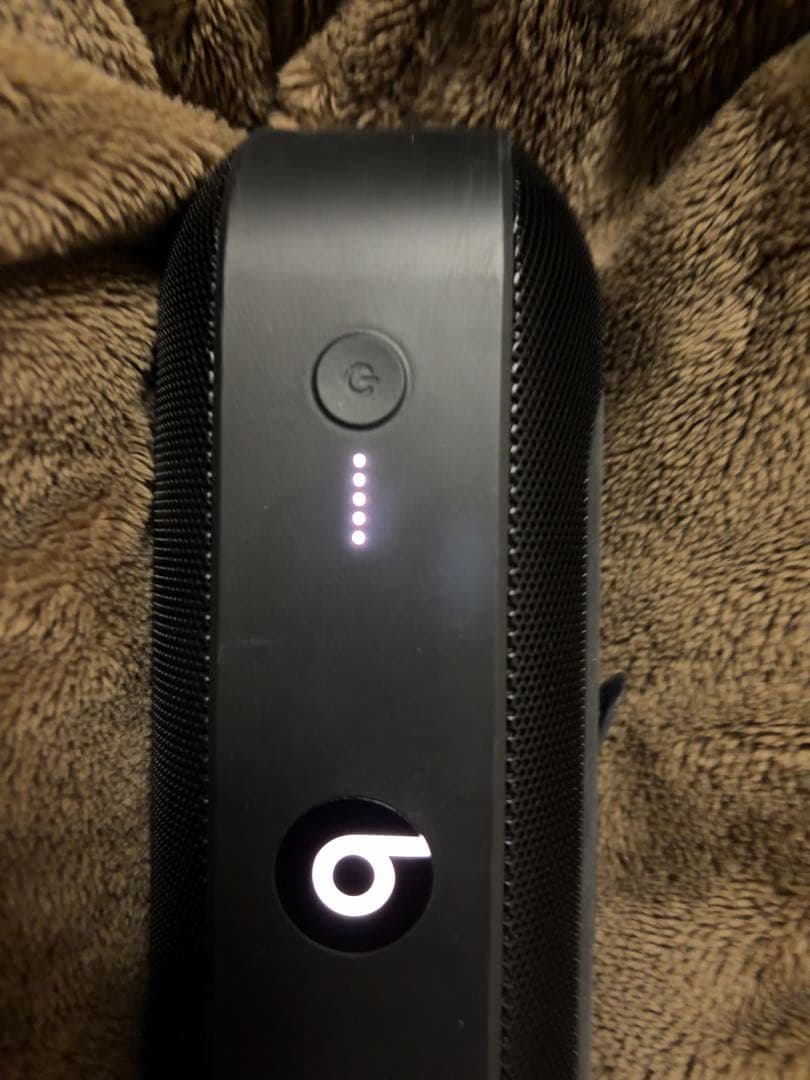 beats pill+ ブラック ③