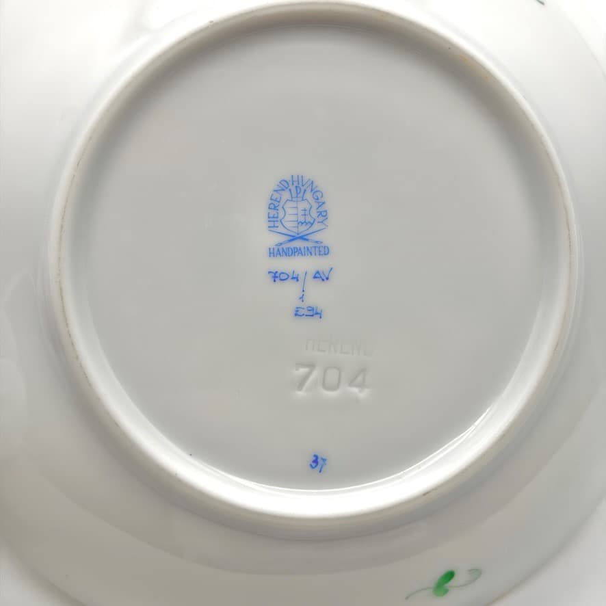 美品 ヘレンド アポニーグリーン ティーカップ＆ソーサー704