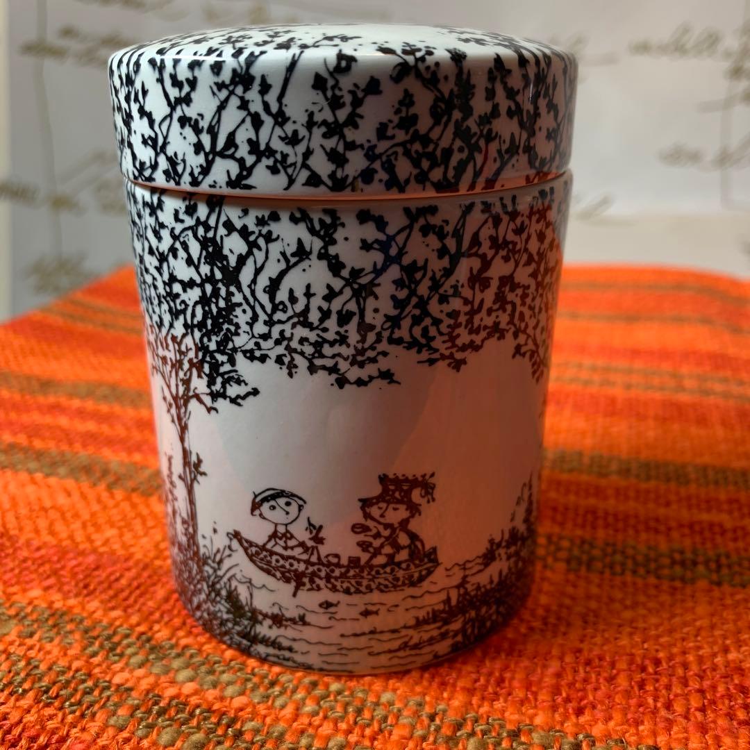 ビヨンヴィンブラッド　ビンテージのニモール窯の蓋物小物入れ！絵柄が可愛いです！