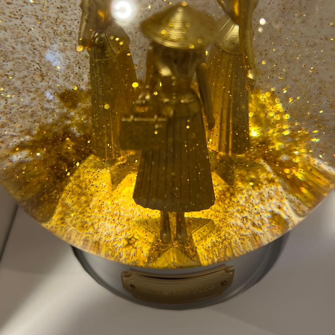 ディオール スノードーム 2025