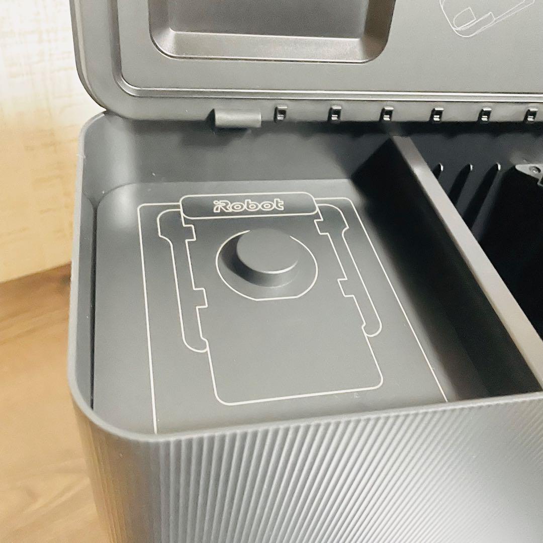 iRobot Roomba j7+ 自動ゴミ収集機能付き