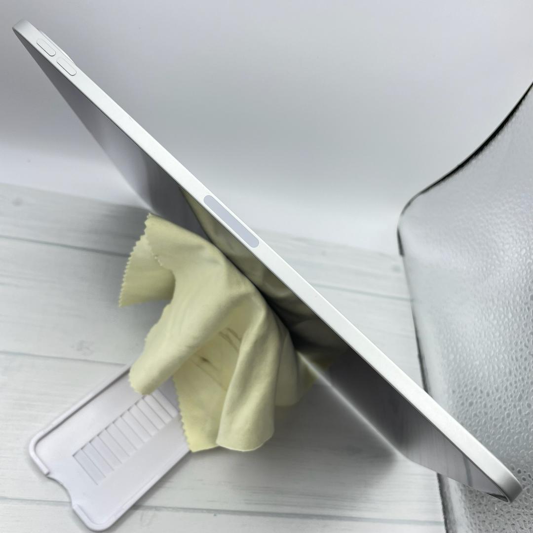 【美品】BT90％ Pro11 第3世代 フィルム＋キーボードケース＋ペンシル