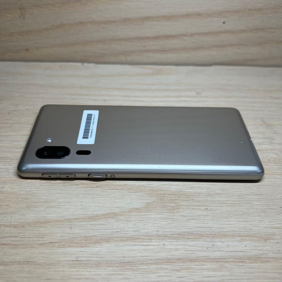 シャープ シンプルスマホ5 A001SH 本体 W15