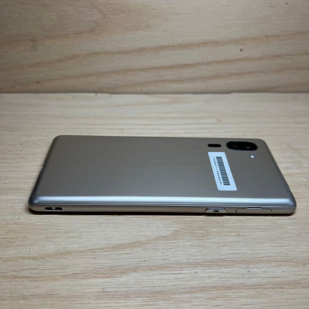 シャープ シンプルスマホ5 A001SH 本体 W15