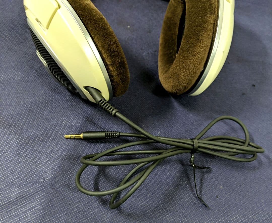 Sennheiser HD599 ヘッドホン オープン型　アイボリー