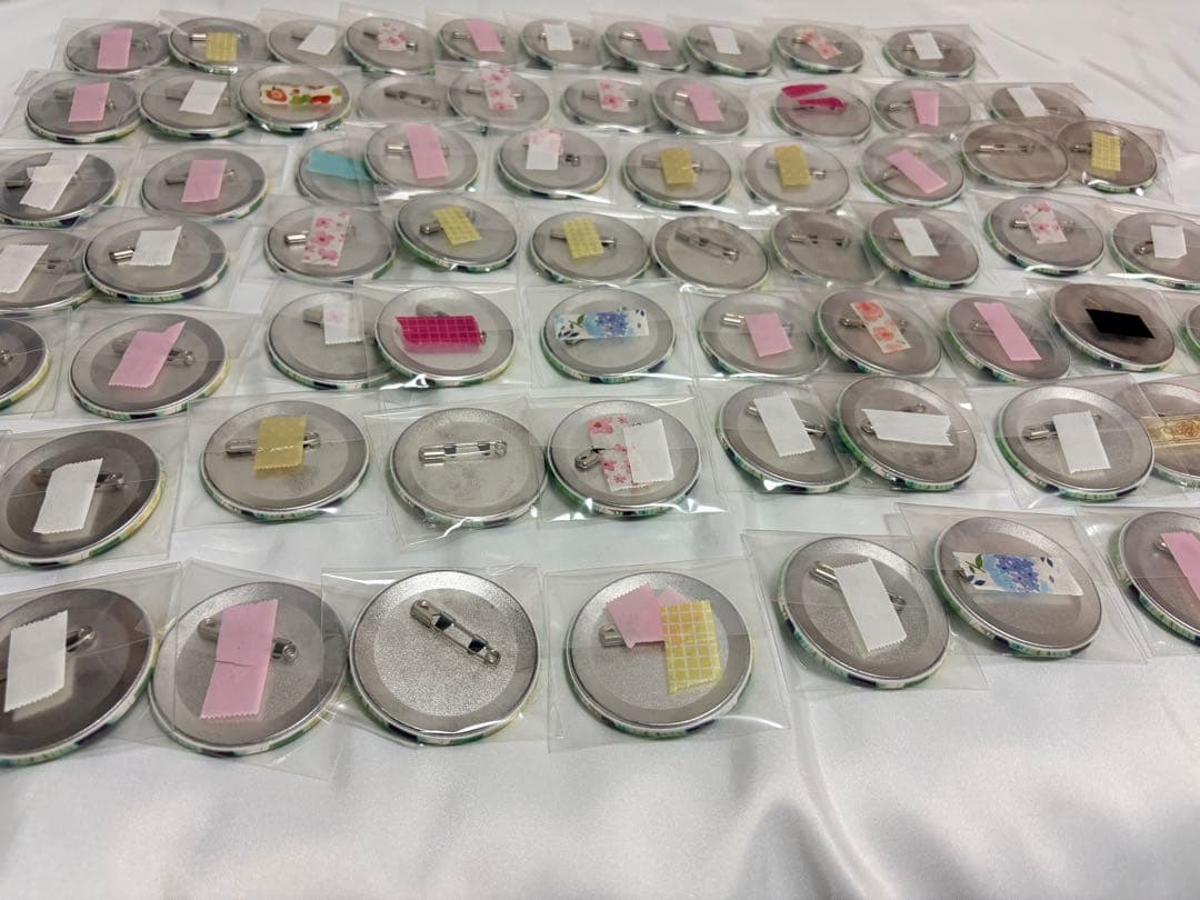 あんスタ 衣更真緒 シャッフル 缶バッジ 70点