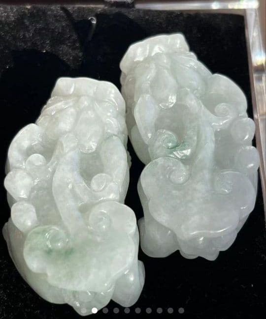 本翡翠ペンダント貔貅ペア置物御守り