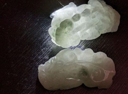 本翡翠ペンダント貔貅ペア置物御守り
