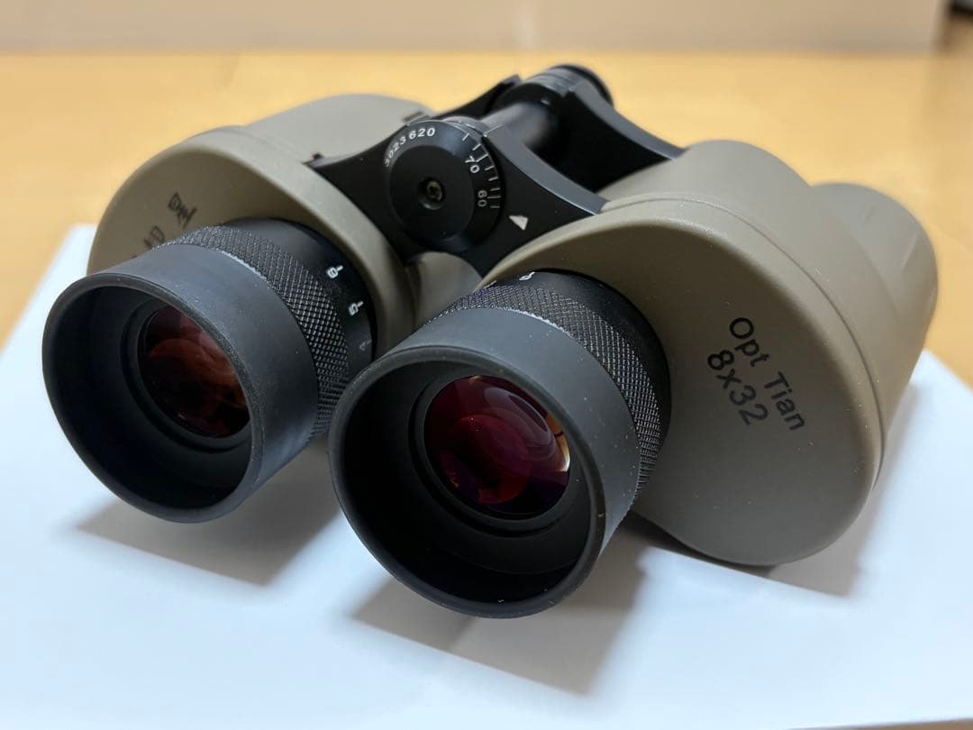 賞月観星　Opt Titan 8x32 双眼鏡