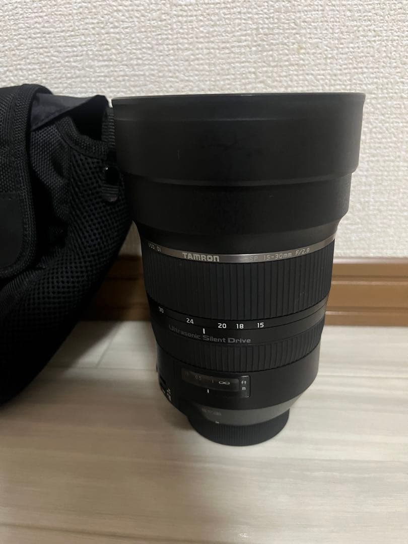 TAMRON 15-30ミリF2.8 カメラレンズ