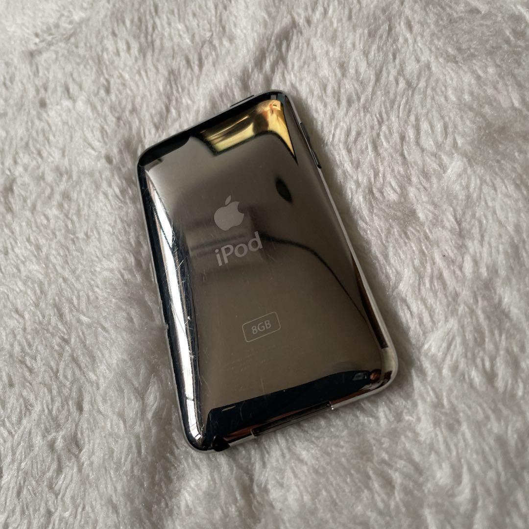iPodtouch 8GB  中古   起動します  状態かなりいいです。