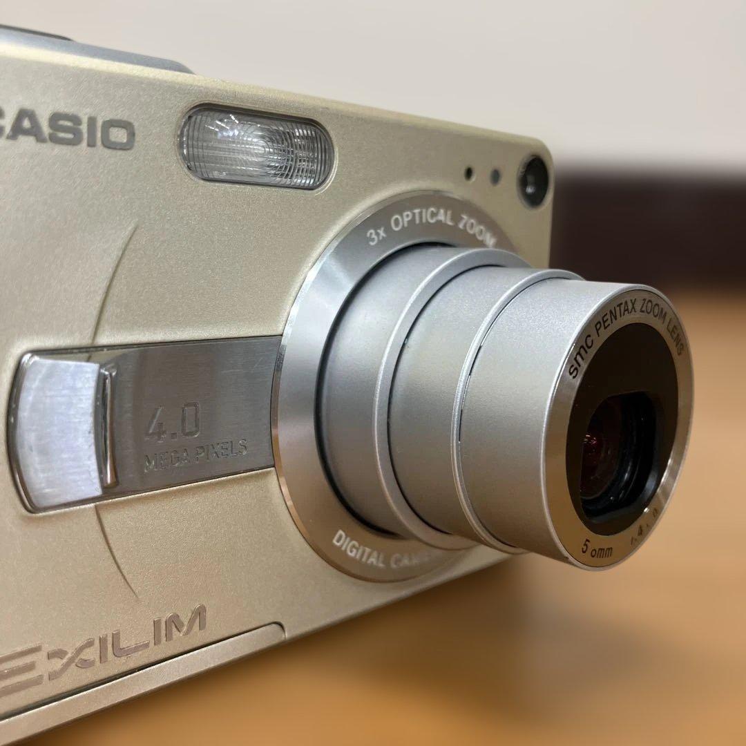③CASIO EXILIM EX-Z40 動作品 デジタルカメラ 充電台付き