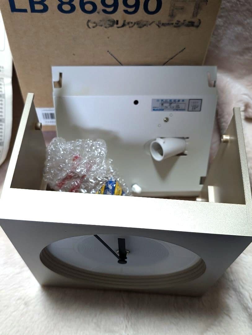 松下電工LB 86990 シルバー掛け時計(未使用品)