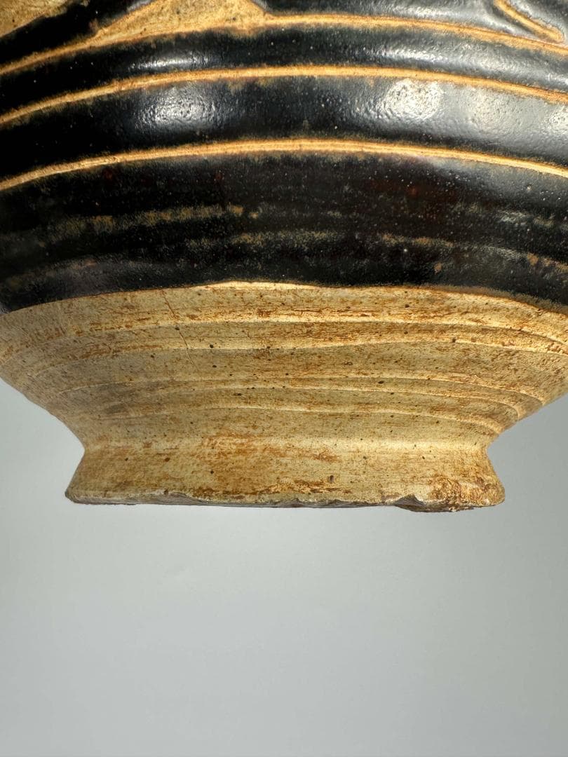 UM10S25中国美術　元代　磁州窯　剔黒花文瓶　花瓶　花入　時代華道具　唐物