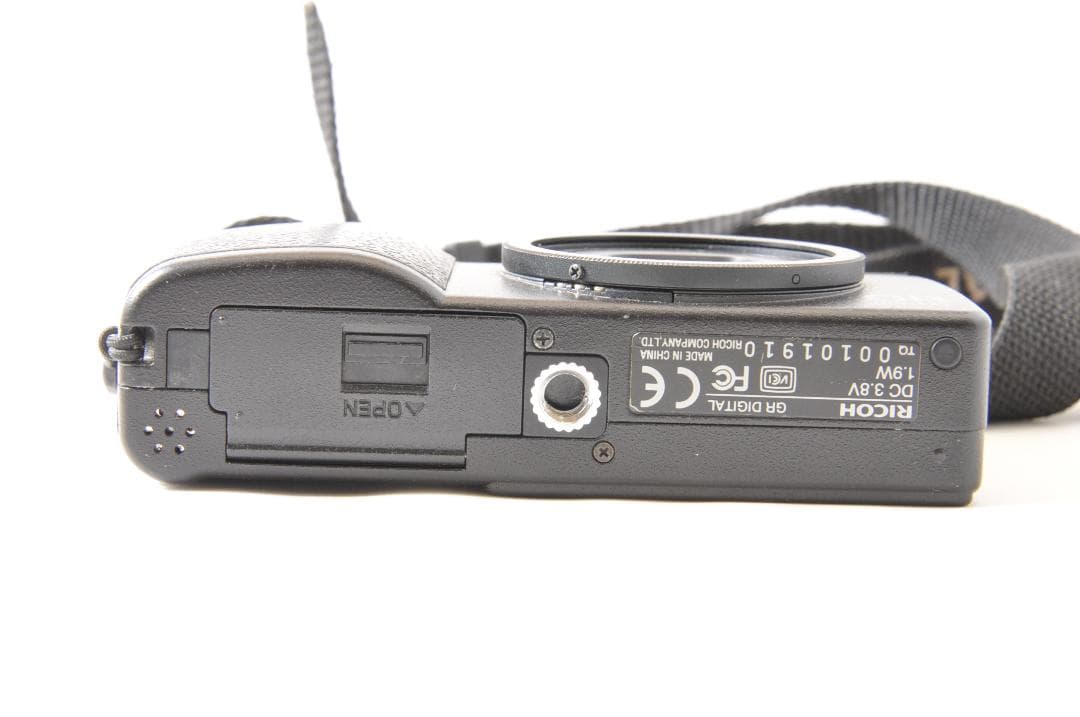 ■ 美品 ■ リコー　RICOH GR DIGITAL 初代 ≪S数4646回≫