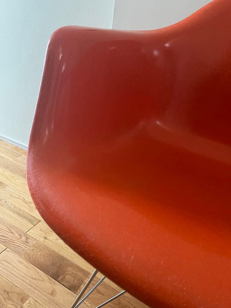 イームズ　アームシェル　エッフェルベース　ハーマンミラー