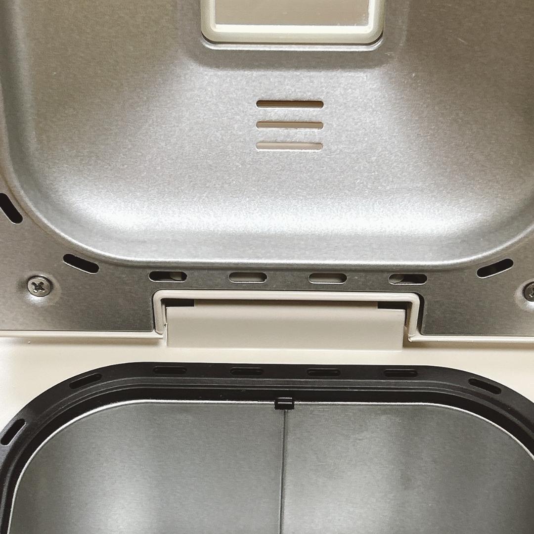 【美品】レコルト コンパクトホームベーカリー クリームホワイト ホームベーカリー