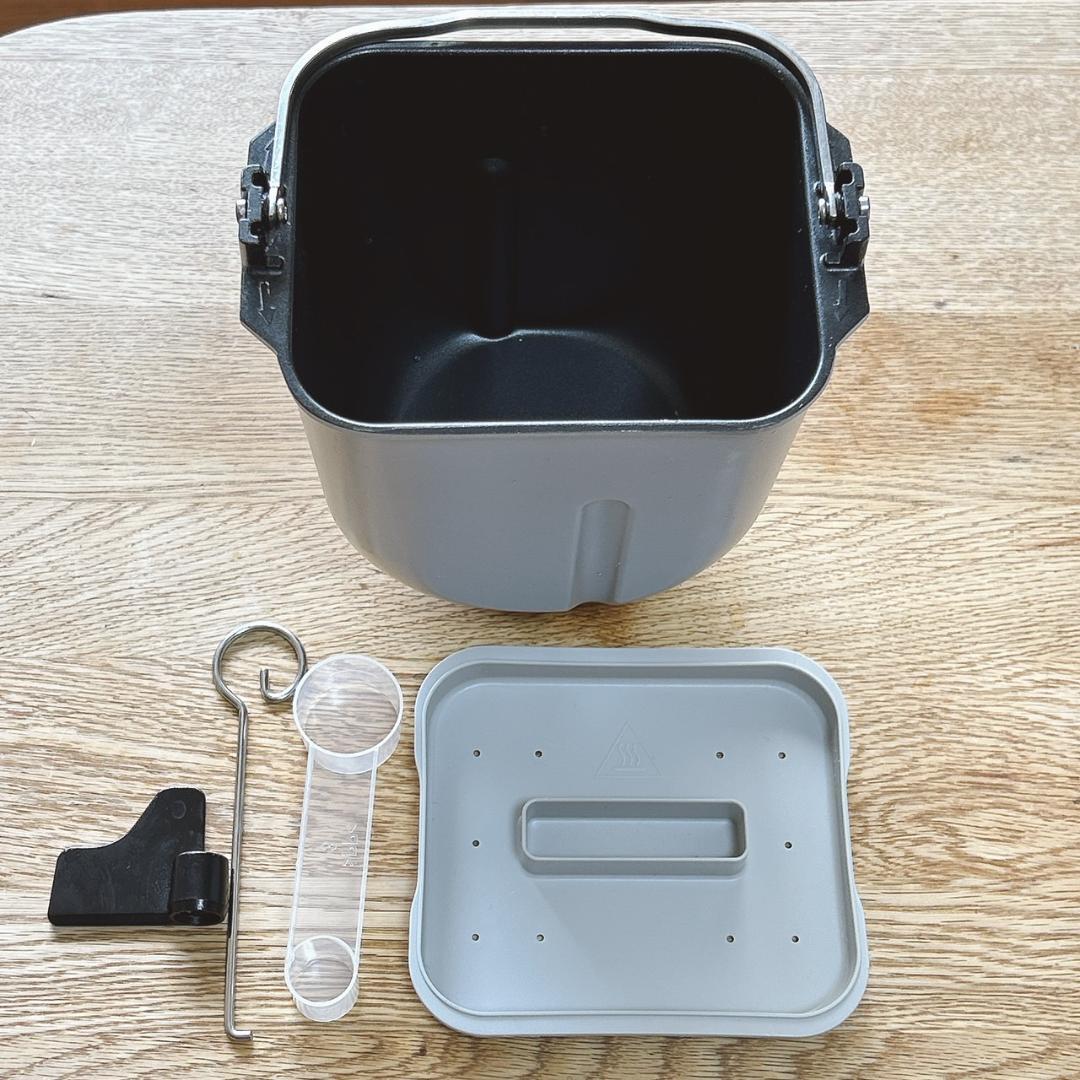 【美品】レコルト コンパクトホームベーカリー クリームホワイト ホームベーカリー