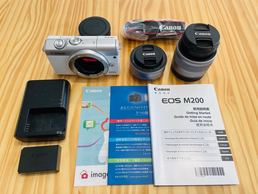 Canon EOS M200 ミラーレス一眼カメラ ホワイト ダブルレンズキット