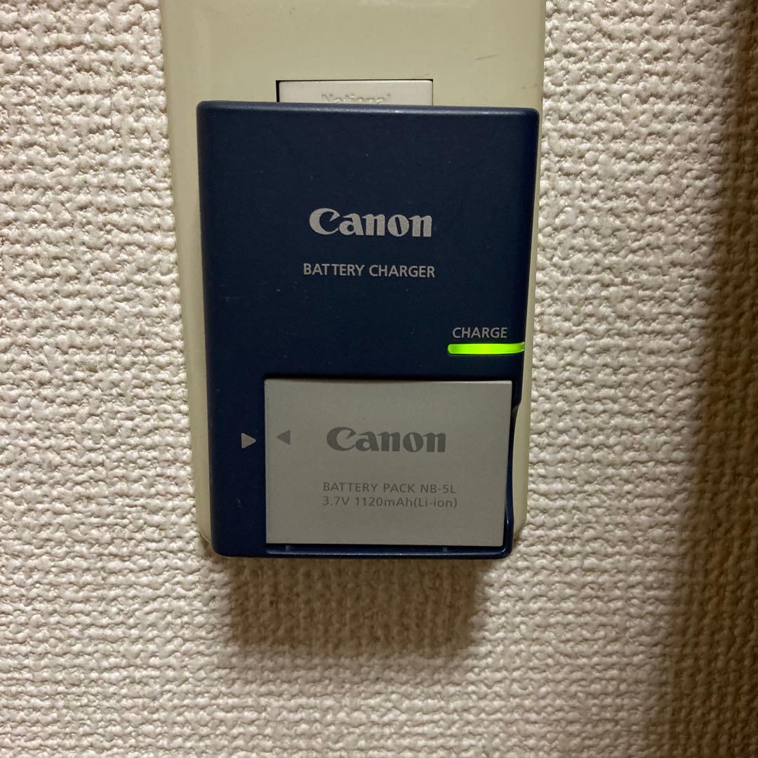Canon IXY810 is　デジカメ　ジャンク品
